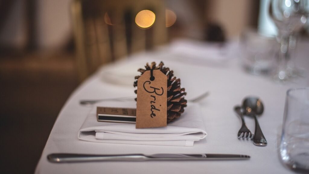 Tischnamen Hochzeit lustig – kostenlos als PDF herunterladen
